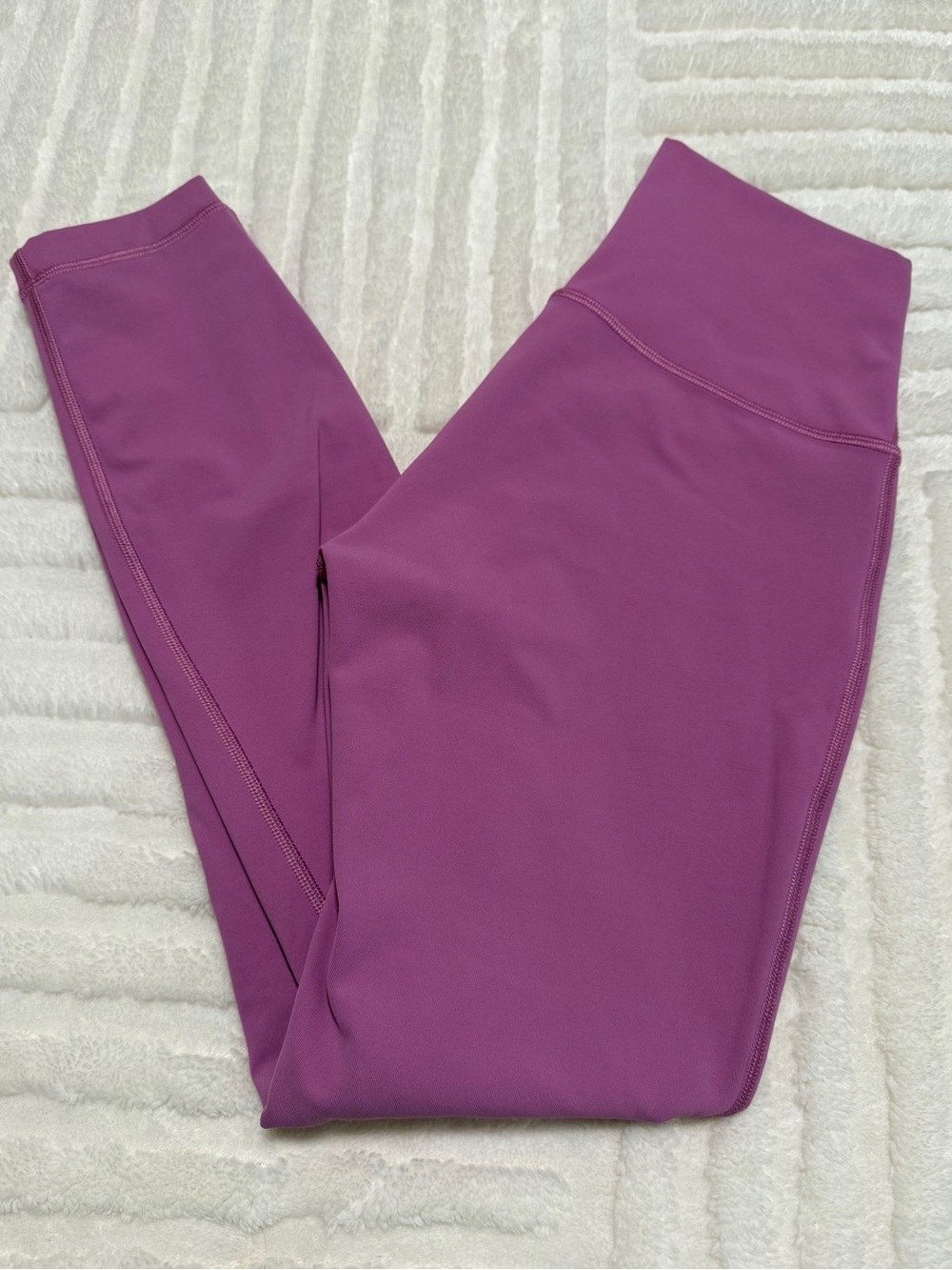Lululemon Wunder Under 25” Size 4 Like New